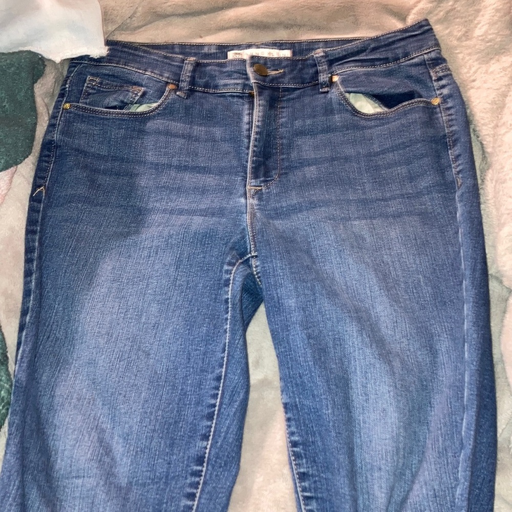 skinny jeans